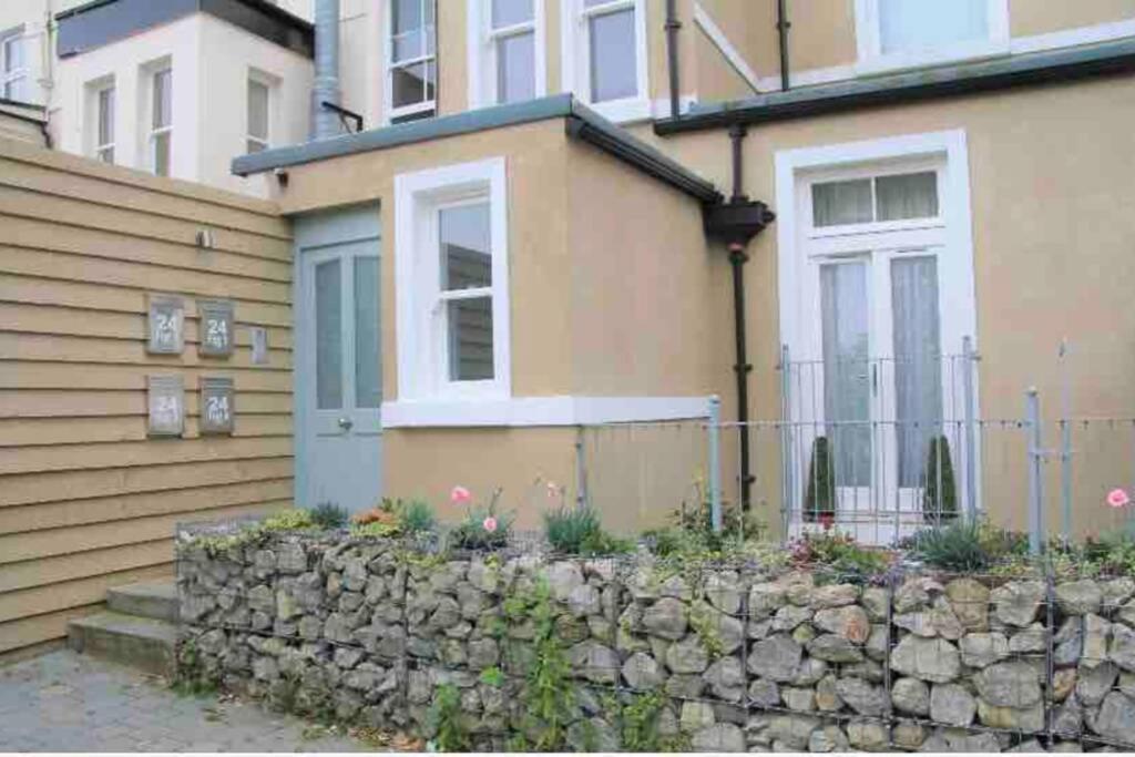 The Hideaway Daire Folkestone Dış mekan fotoğraf